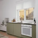 Trendy Urban Nest - Center Apartament *